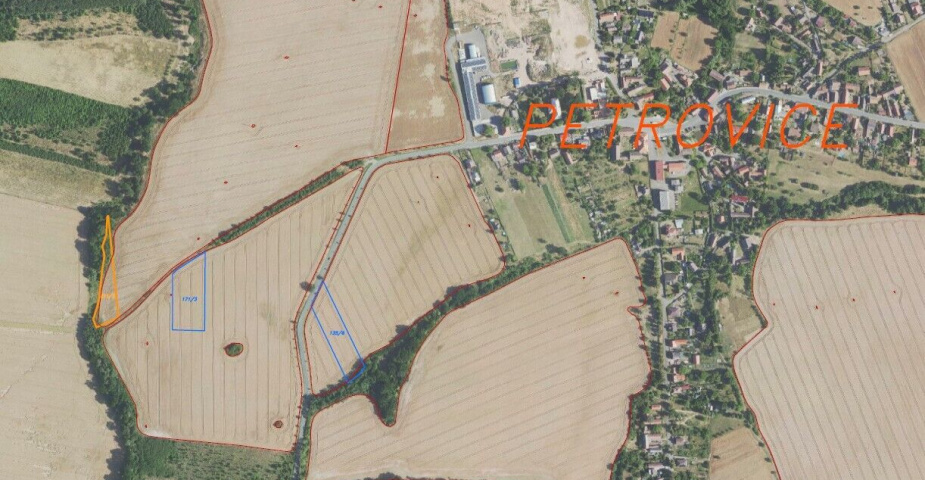 Prodej pozemků Petrovice u Rakovníka, část podíl 1/6