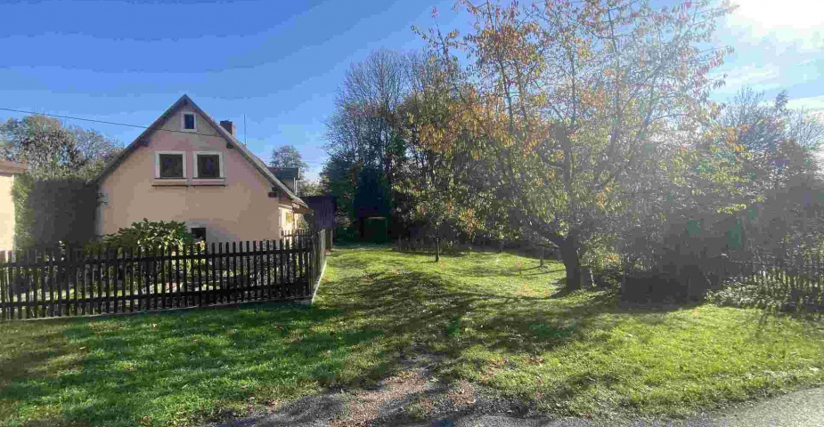 Prodej pozemku Zdislava