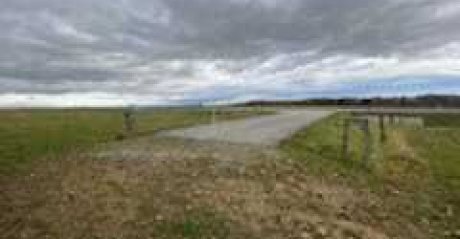 Prodej pozemků Strážkovice