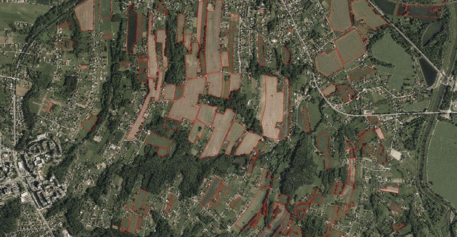 Pozemek Dětmarovice