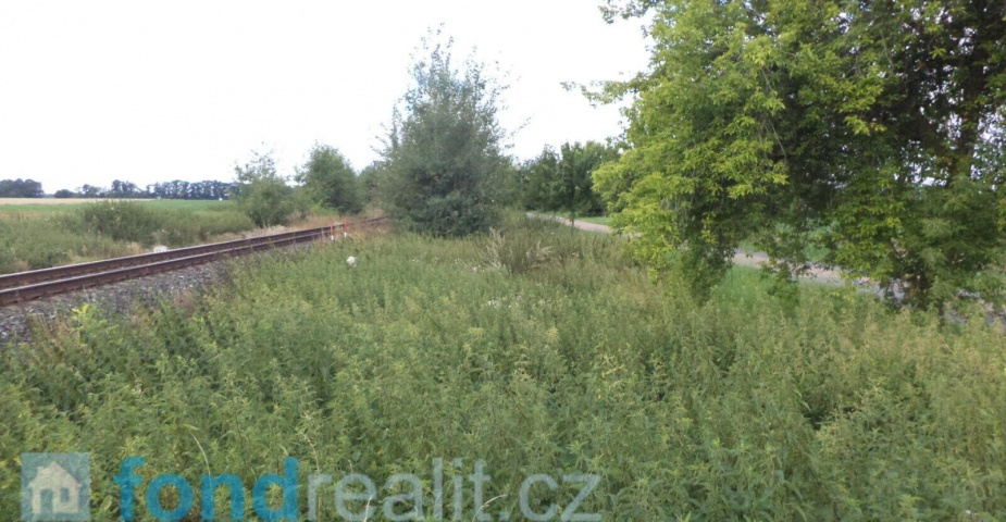 DRAŽBA pozemku Dobrovíz