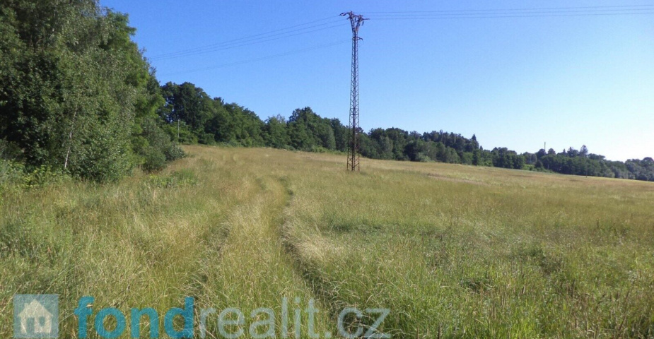 Prodej pozemku Kamenný Újezd