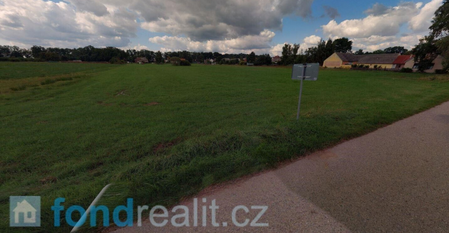 Prodej pozemků Záblatí u Ponědraže