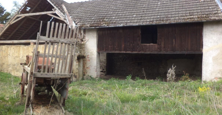 Prodej zemědělské usedlosti Dobřejovice u Hosína