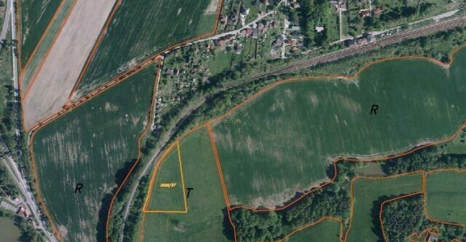 Prodej pozemku Kamenný Újezd