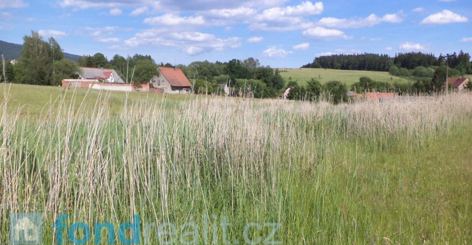 Prodej pozemku Vižňov