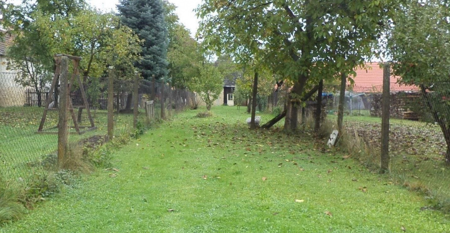 Prodej pozemku Ločenice