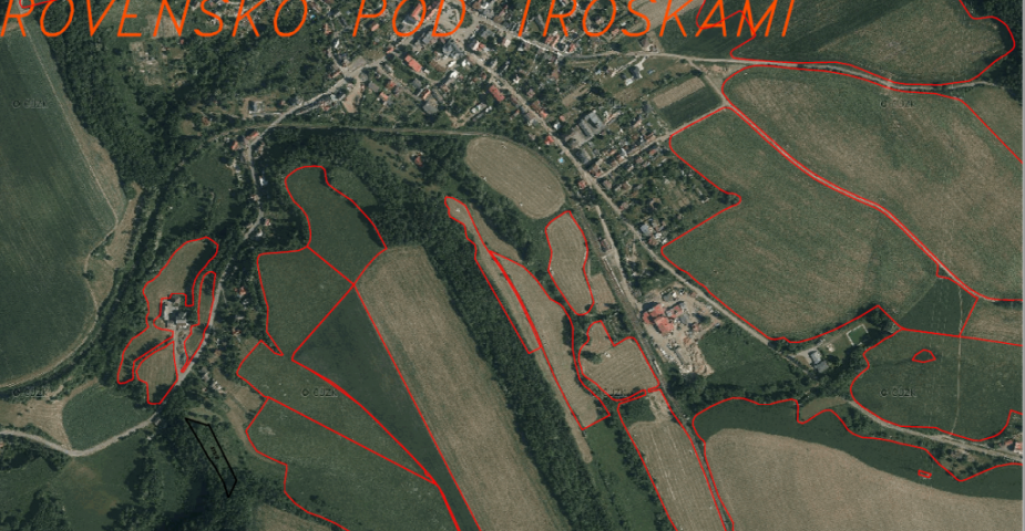 Rovensko pod Troskami